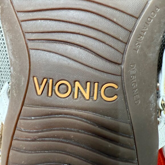 Vionic KIRRA White Laser Cut Leather Flat Slingback Sandals Size 8 - Picture 4 of 8